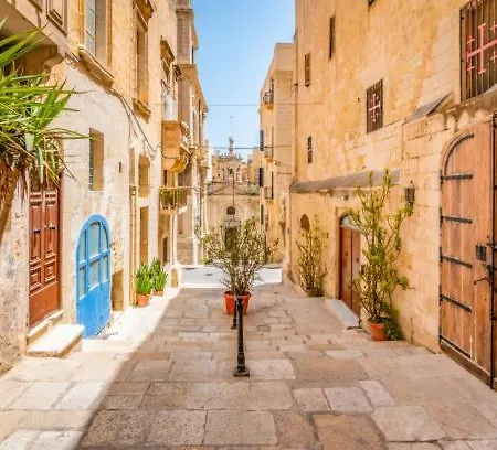 Apartamento Homey With Private Balcony Near Valletta