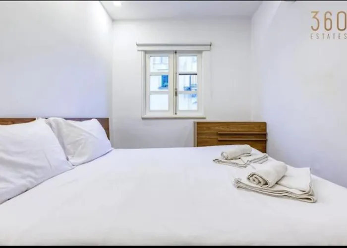 Fiftynine With Maltese Charm Floriana